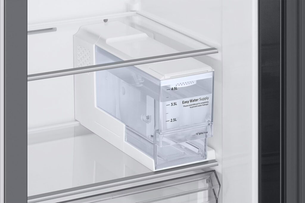 Réfrigérateur Américain Samsung , 178 cm, 635 L, mode Énergie IA, distributeur d'eau et de glaçons, No Frost+, acier noir haut de gamme, RS6GA854CB1/EG – Image 11